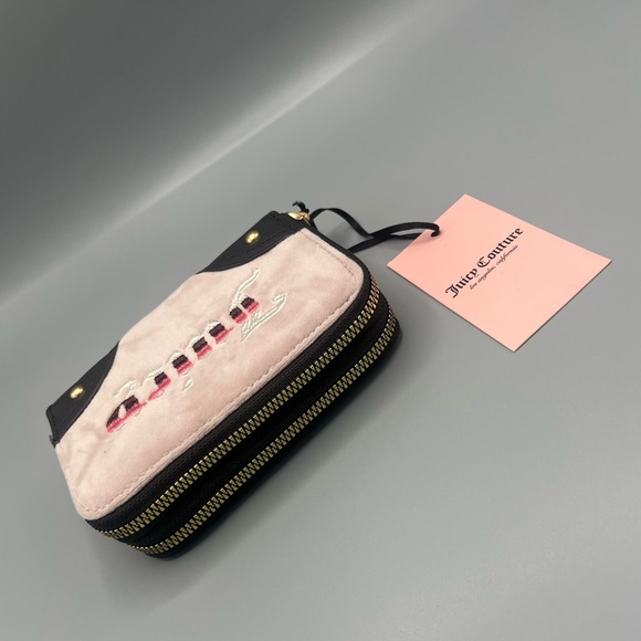Juicy Couture Wallet - Picture 5 of 8